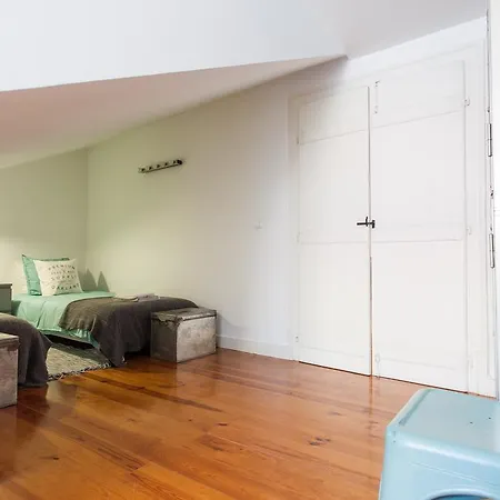 Feels Like Trendy Bairro Alto Rooftop Apartment